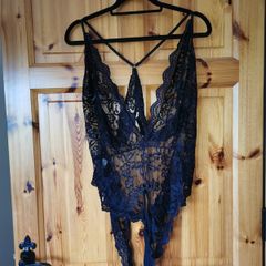 BNWT Lovely Black Bodysuit size 18