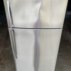 Fisher & Paykel 517L Stainless Steel Fridge Freezer