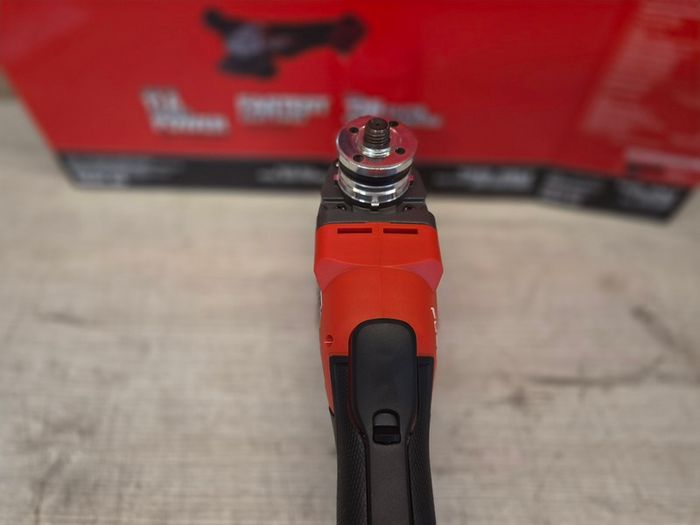 Milwaukee 115/125mm 18V Grinder