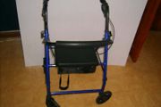 Mobility Rollator Walker + storage, brakes