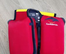 Life jacket 4/5 years old kids