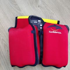 Life jacket 4/5 years old kids