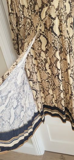 H&M python print midi Sz 8UK (Fit 8 to 10UK)
