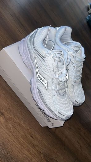 Saucony Trainers
