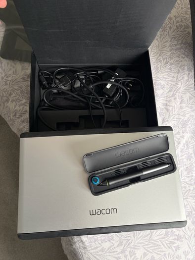 Wacom Cintiq 13hd