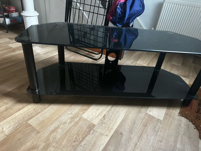 Tv unit
