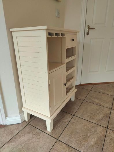 Wine Cabinet