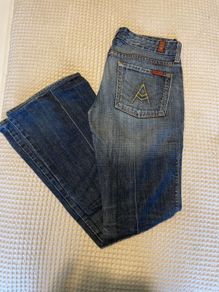 Seven jeans size 27 - fit 8-10