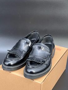 classical shoes