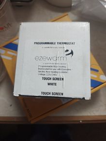 Ezewarm programmable floor heating thermostat model415305