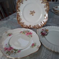 Three Good Fancy Cake Plates
