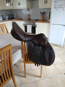 19in Berney Bros saddle