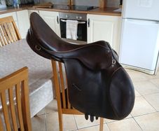 19in Berney Bros saddle
