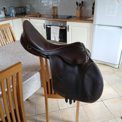 19in Berney Bros saddle