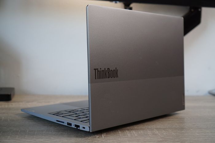 Lenovo ThinkBook 14 G7 | Core Ultra 5 | 16GB | 256GB