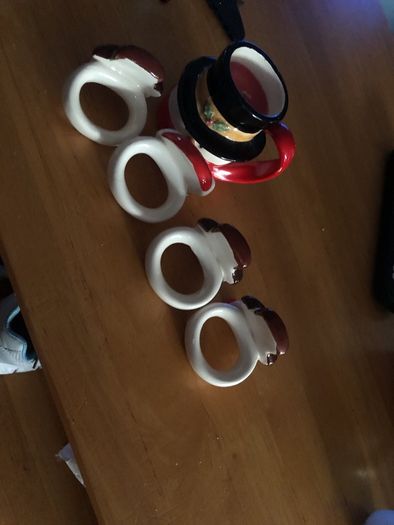 xmas napkin rings & candle
