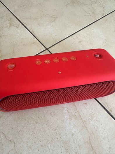 Sony XB40