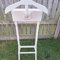 Valet Stand