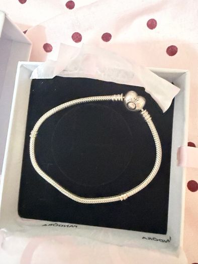Pandora silver