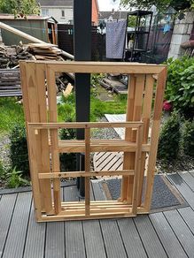 5 Canvas stretcher frames. 4 -120x80 1 - 81.5 x 81.5