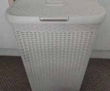 Loundry basket