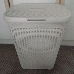 Loundry basket