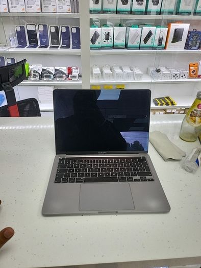 Macbook Pro A2251