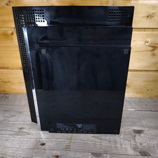 playstation 3 backwards compatible 1TB VGc for its age bundle