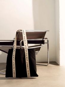 Jimmy Fairly tote