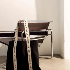Jimmy Fairly tote
