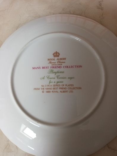 Royal  Albert - Man's Best Friend Collection  Plate - "Playtime"