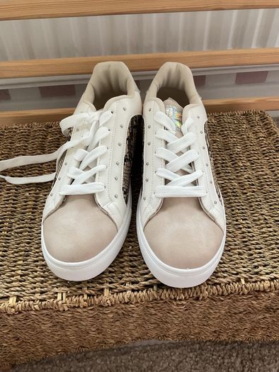 trainers Bnwt white leather effect with snakeskin detail size 40 sixth sens brand