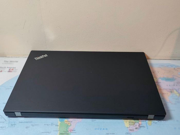 Lenovo ThinkPad T490 Intel i7 8th Gen | 20GB RAM | 256GB SSD | Windows 11 | Office 2021