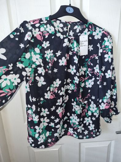 Friends Like These Top Size Uk 14 (nwt)