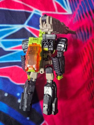 Transformers Titans Return Furos & Hardhead Deluxe Class 2015