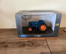 Model tractor Fordson Power Major