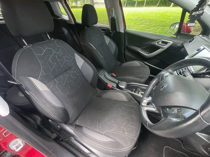 Peugeot 2008 03/27 NCT Automatic