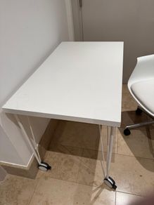 White desk with wheels - IKEA