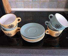 mugs