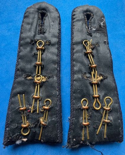 British Brigadier shoulder titles king's crown (pre 1952)