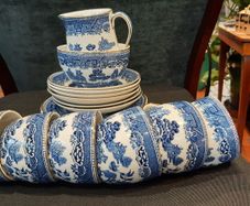 20 piece Arklow Pottery Blue Willow pattern tea set