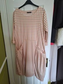 Ladies dress