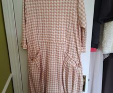 Ladies dress