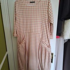 Ladies dress