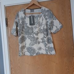 Vera Moda Top. S. S- 10/12.   B.n.w.t