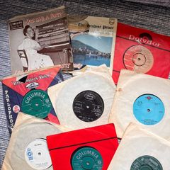 Selection of 21 7inch vinyl 45's Perfect condition