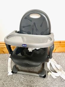 Chicco Pocket Snack Booster Seat