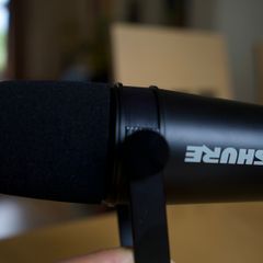 Shure MV7X Microphone + Boom Arm