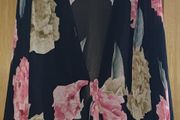 Shein floral tie top, never worn.