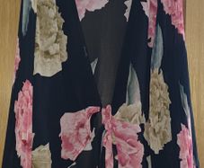 Shein floral tie top, never worn.